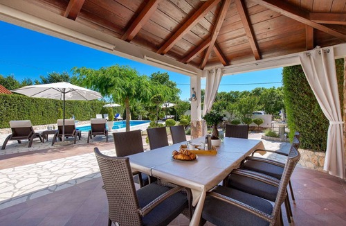 Kras House | Holiday house SUMMER OASIS