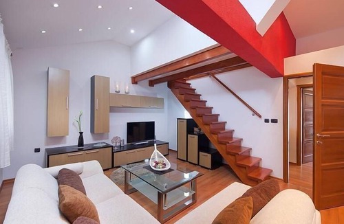 Businci House | Holiday house Trogir for 1 - 16 persons with 8 bedrooms - Row house