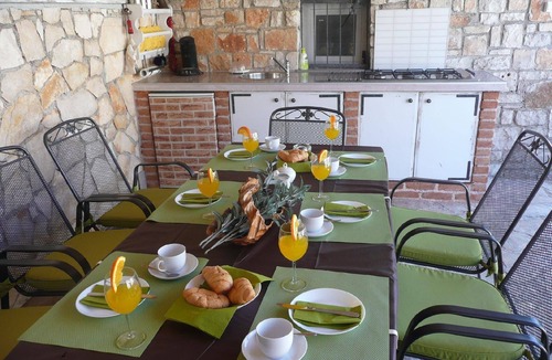 Savudrija House | Holiday house with a heated pool and a sea view