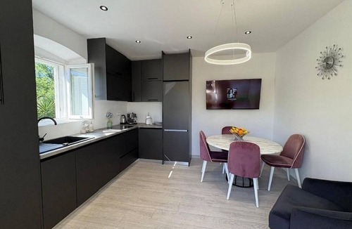 Solta House | Holiday house with a parking space Grohote, Šolta (K-25443)