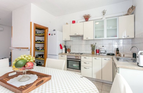 Mirce House | Holiday house with a parking space Mirca, Brač (K-22257)