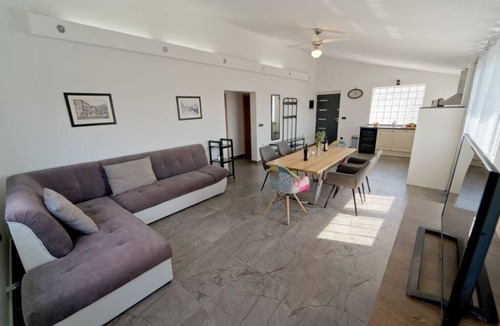 Galizana House | Holiday house with a private heated swimming pool