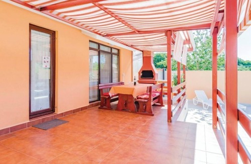 Liznjan House | Holiday house with pool