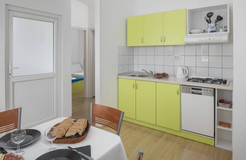 Tinjan House | Holiday house with private pool No.5 in holiday park Jelovci