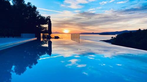 Vrbanj Apartment | HOLIDAY HVAR lux