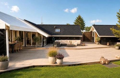 Skovmose House | Holiday Idyll For 8 Close To The Coast