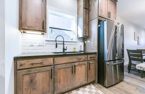 San Angelo House | Holiday Inn - 3 BR/2.5 BA - New!