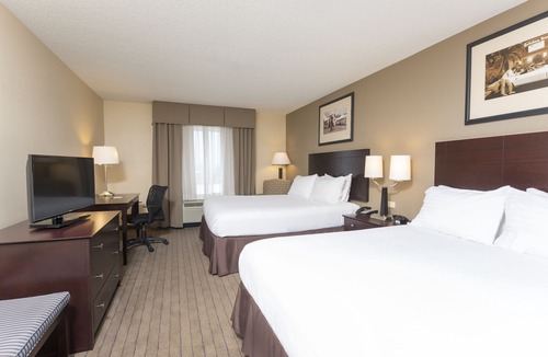 Aurora Hotel | Holiday Inn Aurora North - Naperville by IHG