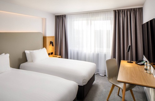 Basildon Hotel | Holiday Inn Basildon by IHG