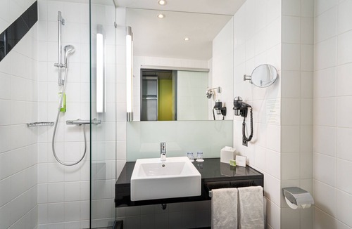 Bumpliz-Oberbottigen Hotel | Holiday Inn BERN-WESTSIDE by IHG