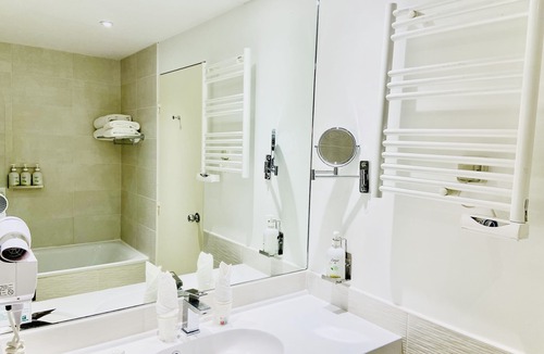 Calais Frethun Hotel | Holiday Inn Calais-Coquelles by IHG