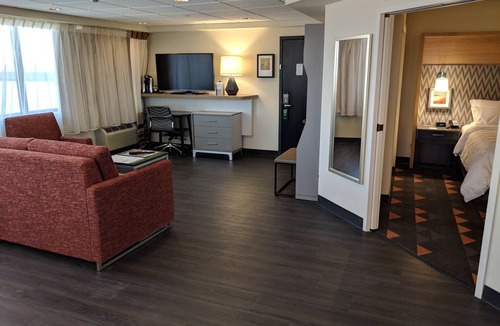Champaign Hotel | Holiday Inn Champaign by IHG