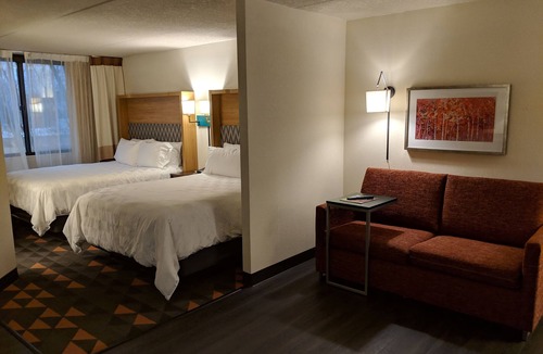 Champaign Hotel | Holiday Inn Champaign by IHG