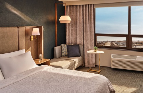 Forestview Hotel | Holiday Inn Chicago – Midway Airport S by IHG