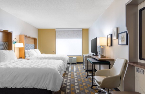 Cleveland Hotel | Holiday Inn Cleveland by IHG