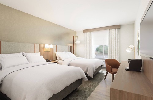 North Olmsted Hotel | Holiday Inn Cleveland Airport West by IHG