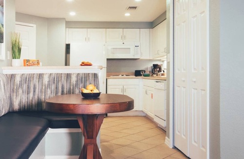 Orange Lake Resort | Holiday Inn Club at Orange Lake 2 Bedroom Sleeps 8