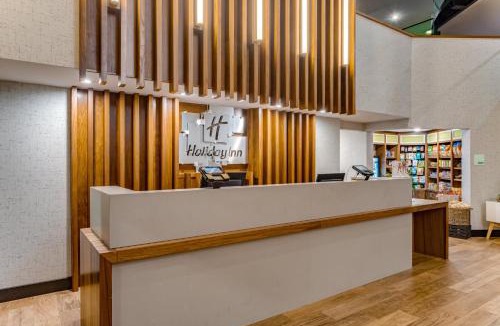 Columbus Hotel | Holiday Inn - Columbus by IHG