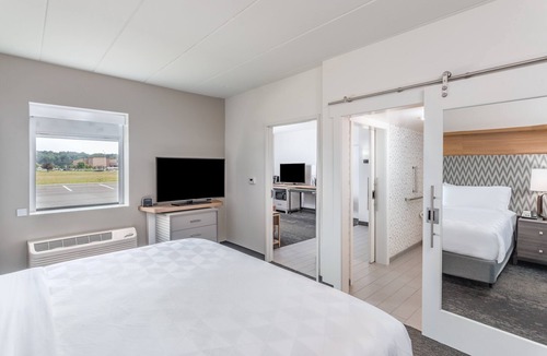 Columbus Hotel | Holiday Inn Columbus by IHG