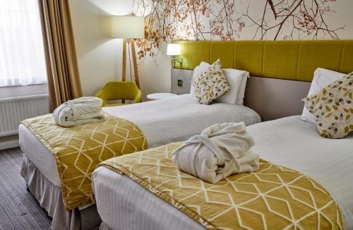 Geddington Hotel | Holiday Inn Corby Kettering Hotel & Spa