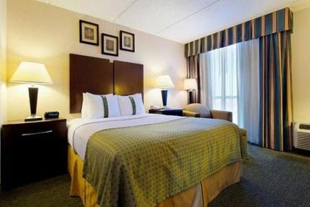 Central City Hotel | Holiday Inn Corpus Christi Arpt & Conf Ctr by IHG