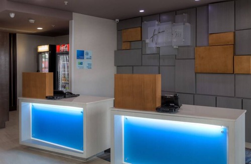 Tulsa Hotel | Holiday Inn Express & Suites Tulsa Midtown, an IHG Hotel