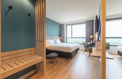 Sant Cugat del Valles Hotel | Holiday Inn Barcelona-Sant Cugat by IHG