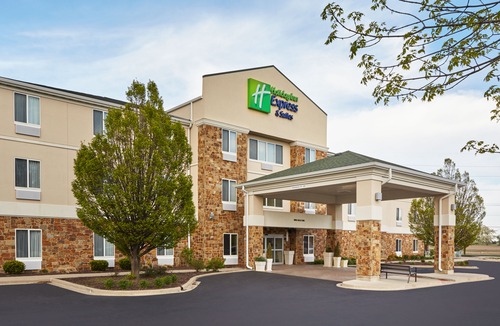 Pekin Hotel | Holiday Inn Express Pekin - Peoria Area, an Ihg Hotel