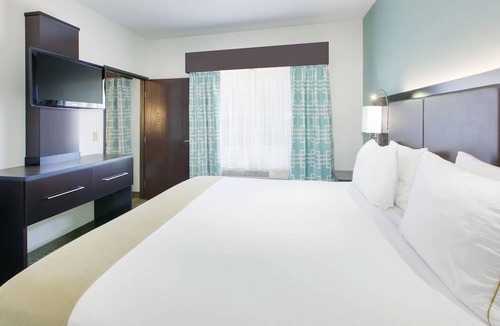 Monticello Hotel | Holiday Inn Express Monticello, an IHG Hotel