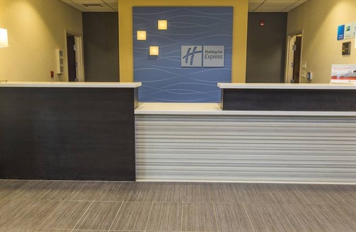 Thunder Bay Hotel | Holiday Inn Express Thunder Bay, an IHG Hotel