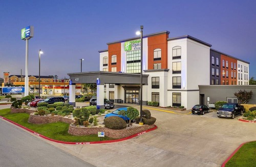 Longview Hotel | Holiday Inn Express & Suites Longview North, an IHG Hotel