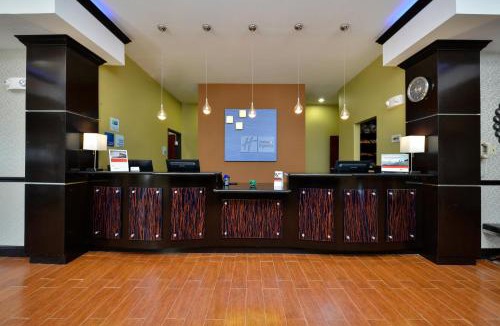 Alva Hotel | Holiday Inn Express Alva by IHG