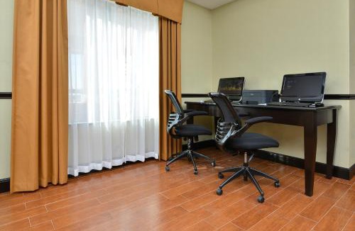 Alva Hotel | Holiday Inn Express Alva by IHG