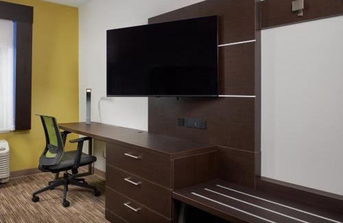 Lockport Hotel | Holiday Inn Express Amherst - Lockport by IHG