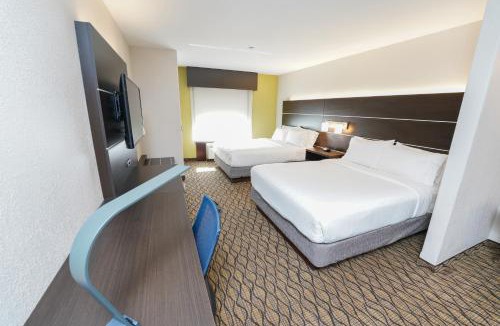 Springfield Hotel | Holiday Inn Express and Suites Springfield Medical District by IHG
