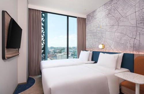 Braga Hotel | Holiday Inn Express Bandung Braga by IHG