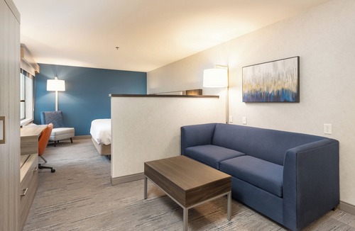 Meridian Hotel | Holiday Inn Express Bellingham by IHG