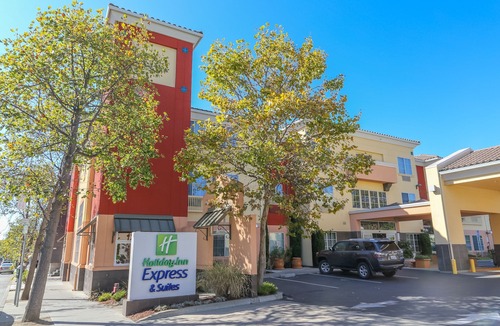 Northwest Berkeley Hotel | Holiday Inn Express Berkeley, an Ihg Hotel