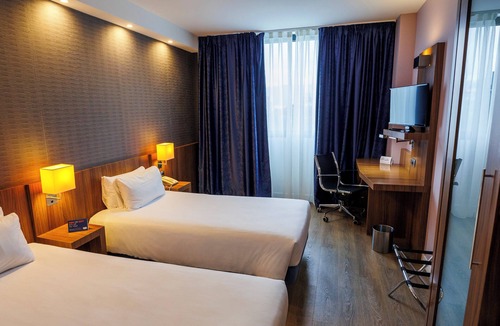 Derio Hotel | Holiday Inn Express Bilbao by IHG