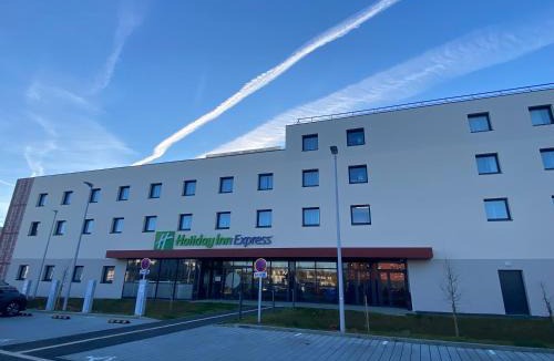Epron Hotel | Holiday Inn Express Caen Epron by IHG