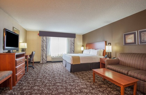 Casper Hotel | Holiday Inn Express Casper-Interstate 25, an IHG Hotel