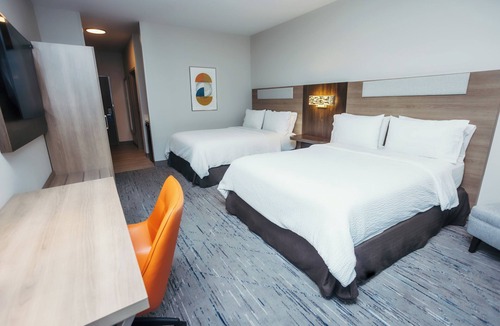 Ankeny Hotel | Holiday Inn Express Des Moines Ankeny by IHG