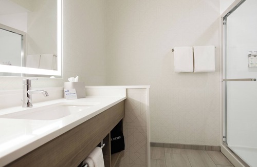 Dryden Hotel | Holiday Inn Express Dryden by IHG