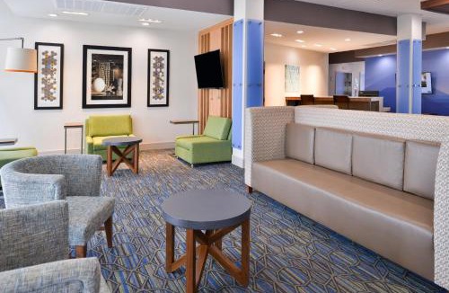 Brownwood Hotel | Holiday Inn Express - Early by IHG