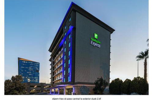 Downtown El Paso Hotel | Holiday Inn Express El Paso-Downtown an IHG Hotel
