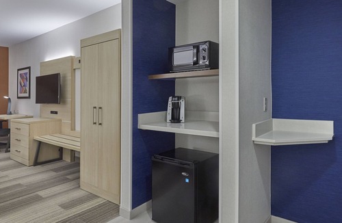 Springfield Hotel | Holiday Inn Express Eugene - Springfield by IHG