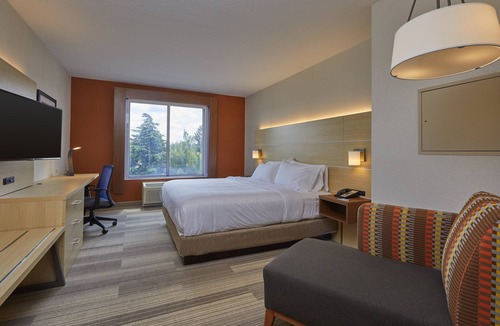 Springfield Hotel | Holiday Inn Express Eugene - Springfield by IHG