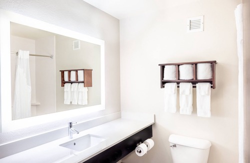 Fort Payne Hotel | Holiday Inn Express Ft Payne by IHG