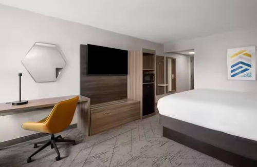 Greenville Hotel | Holiday Inn Express Greenville by IHG