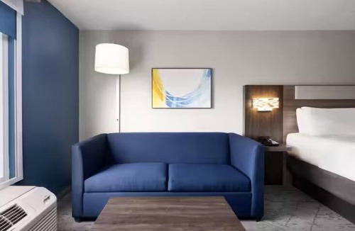 Greenville Hotel | Holiday Inn Express Greenville by IHG
